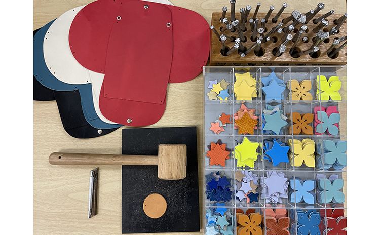 【革クラフト】アトリエアミーチ