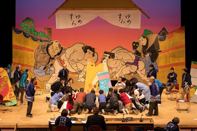 すみゆめ主催企画「どんどこ！巨大紙相撲～北斎すみゆめ場所」